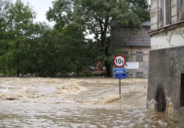 Pomoc dla poszkodowanych w powodzi